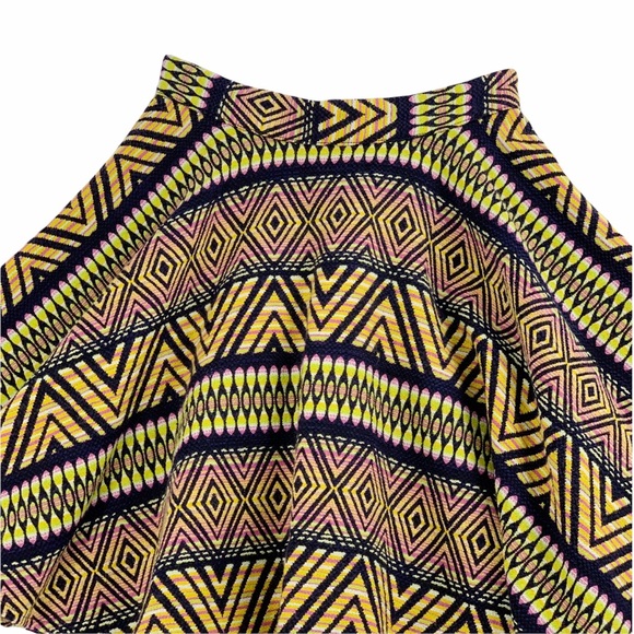 Full Circle Skirt in Bold Colors and Geometric Print - Picture 3 of 14